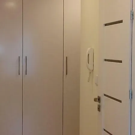 아파트 Apartament Z Widokiem Na Jezioro 올레코