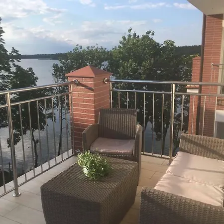 Apartament Z Widokiem Na Jezioro 아파트 *
