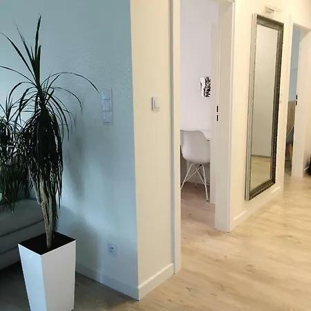 아파트 Apartament Z Widokiem Na Jezioro